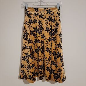 Unique Vintage Skirt Size Xsmall Xs Gold Velvet Floral Glitter Romantic Eclectic